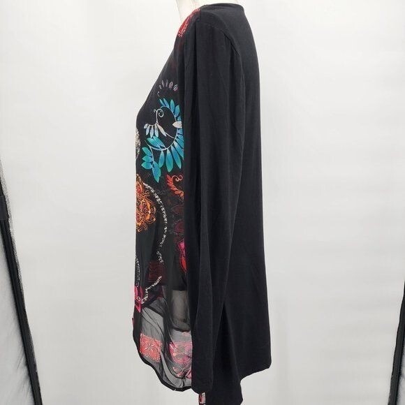 CHICO'S Floral Tulip Hem Top Blouse Mixed Media Size 1 (Medium) EUC - Picture 2 of 7